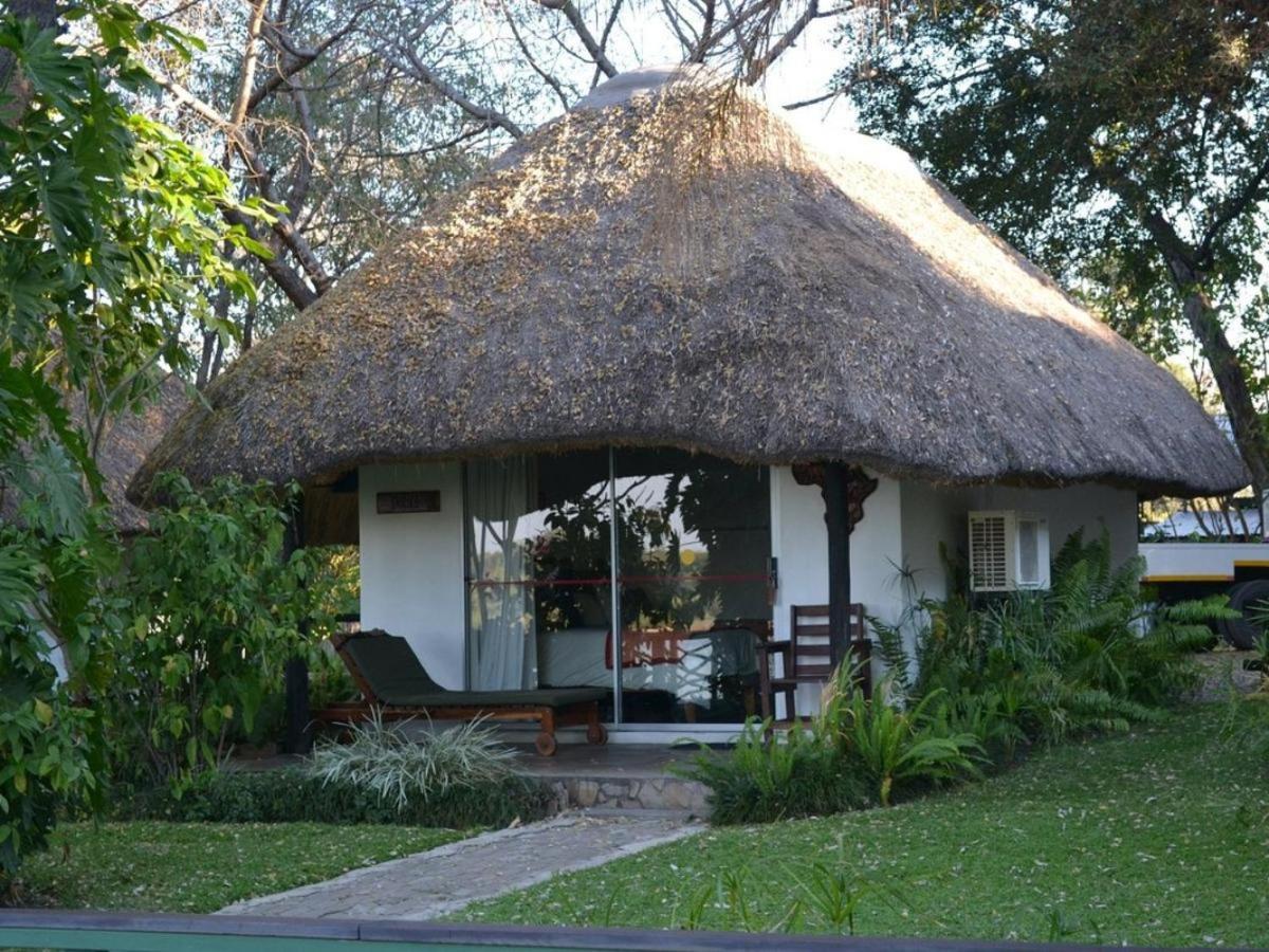 קטימה מולילו Caprivi River Lodge מראה חיצוני תמונה