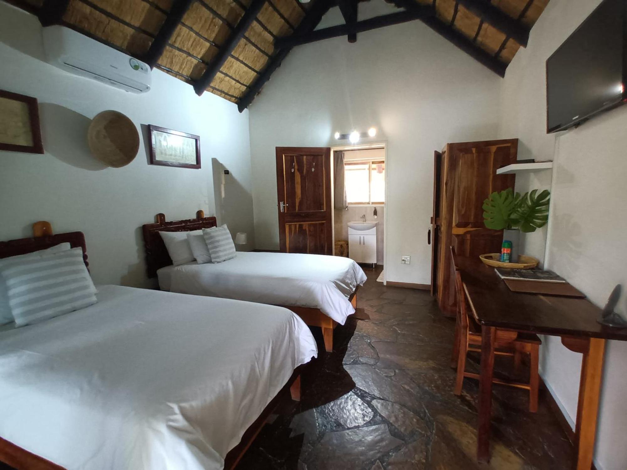 קטימה מולילו Caprivi River Lodge מראה חיצוני תמונה