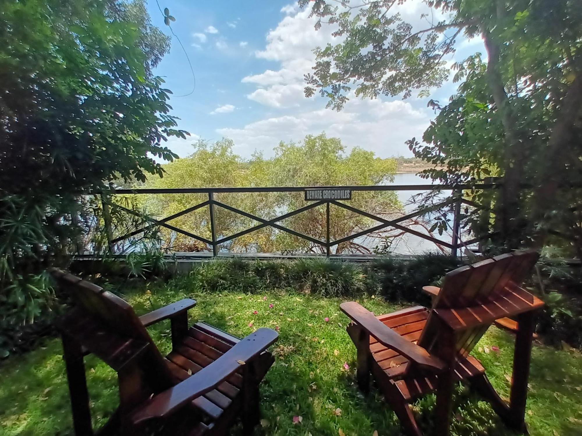 קטימה מולילו Caprivi River Lodge מראה חיצוני תמונה