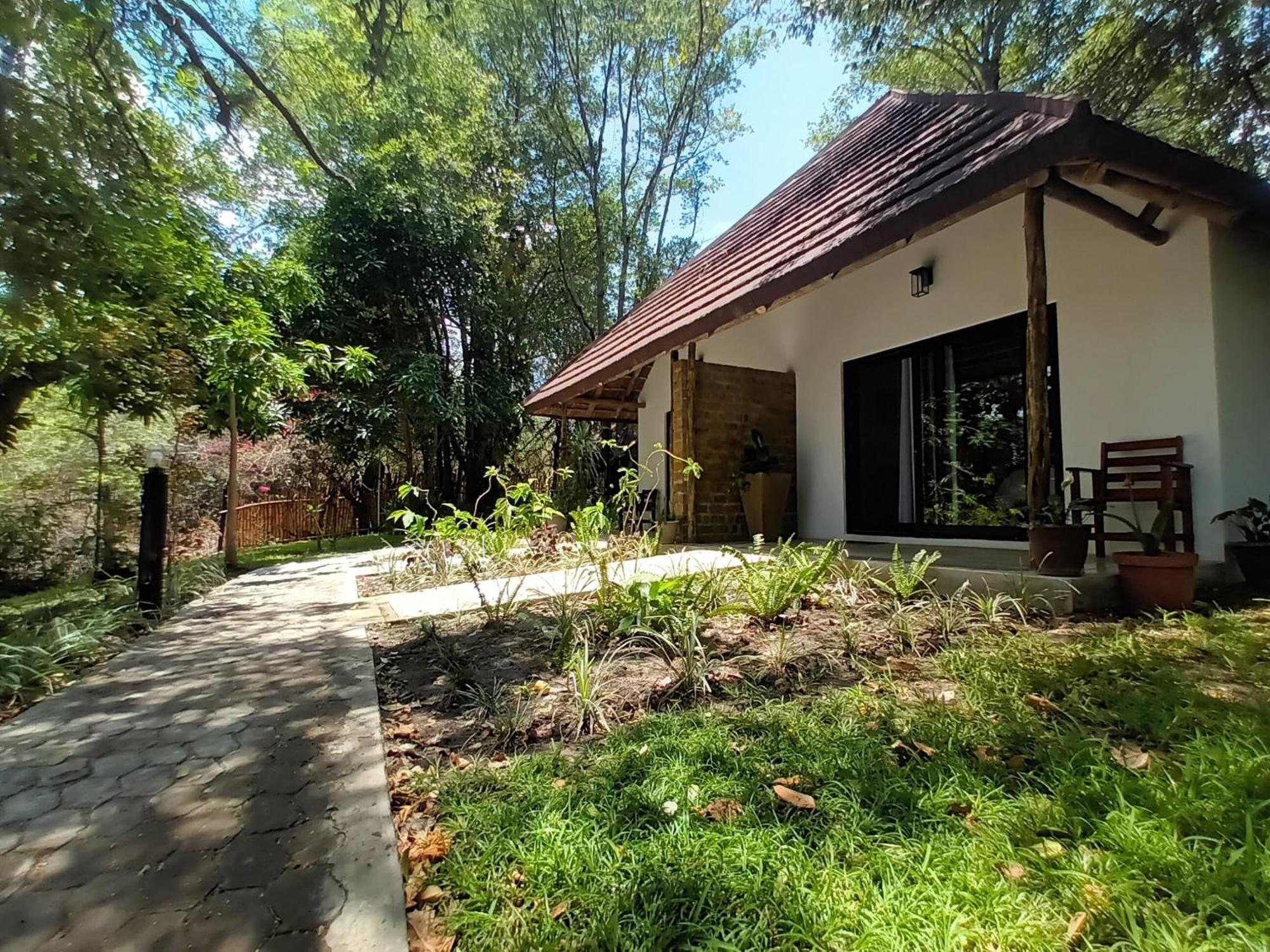קטימה מולילו Caprivi River Lodge מראה חיצוני תמונה